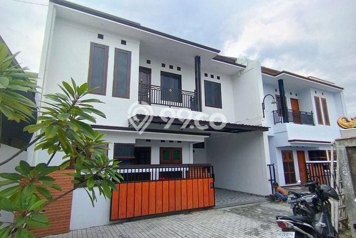Jual Rumah Modern 4 KT di Kartosuro, Sukoharjo Jual Rumah Modern 4 KT di Kartosuro, Sukoharjo