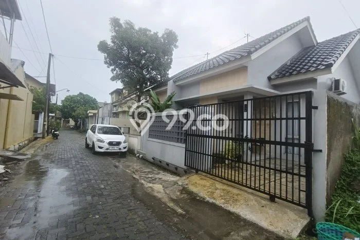 Rumah Cantik Siap Pakai Di Colomadu Luas 60m2 Lokasi Strategis Rumah Cantik Siap Pakai Di Colomadu Luas 60m2 Lokasi Strategis