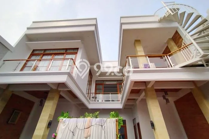 Disewakan! Rumah 8 Kamar Tidur &
8 Kamar Mandi di Pekayon, Bekasi Disewakan! Rumah 8 Kamar Tidur &
8 Kamar Mandi di Pekayon, Bekasi