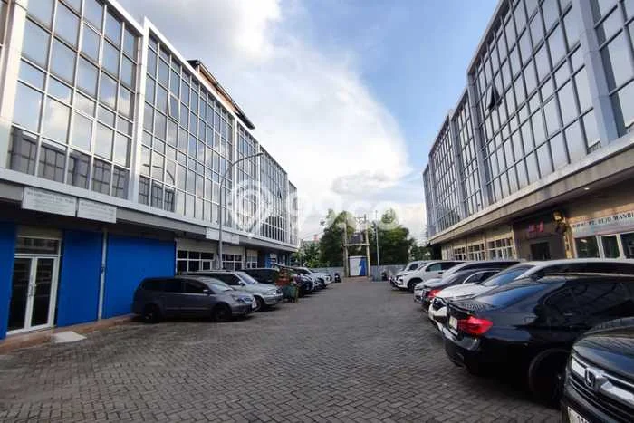 Ruko Kawasan Bisnis Kawasan Kranji, Luas 480m², Ramai Ruko Kawasan Bisnis Kawasan Kranji, Luas 480m², Ramai