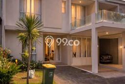 Rumah Luxury Modern Siap Huni di BSD Foresta Tangerang Rumah Luxury Modern Siap Huni di BSD Foresta Tangerang