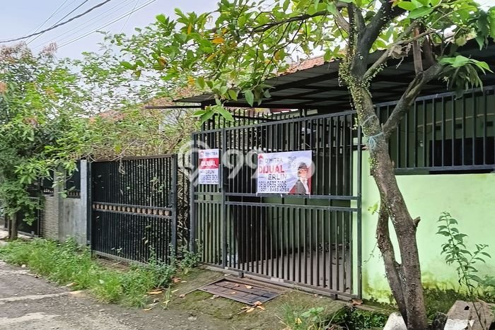 Hunian Strategis 2 KT LB 60m2 Kondisi Bagus di Cilebut Hunian Strategis 2 KT LB 60m2 Kondisi Bagus di Cilebut