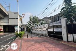 Rumah Modern Disewakan di Kebayoran Baru Jakarta Selatan Area Sangat Strategis Rumah Modern Disewakan di Kebayoran Baru Jakarta Selatan Area Sangat Strategis