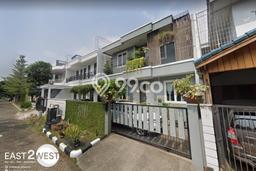 Siap Huni Rumah Mewah 4 Kamar di Kembangan Dekat ke Mana Pun Siap Huni Rumah Mewah 4 Kamar di Kembangan Dekat ke Mana Pun