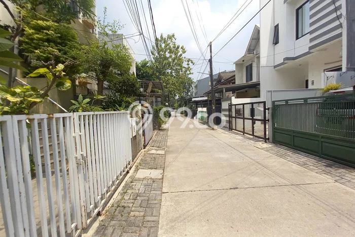 Rumah Modern Minimalis 3 KT Bisa Langsung Pindah di Kelapa Gading Rumah Modern Minimalis 3 KT Bisa Langsung Pindah di Kelapa Gading