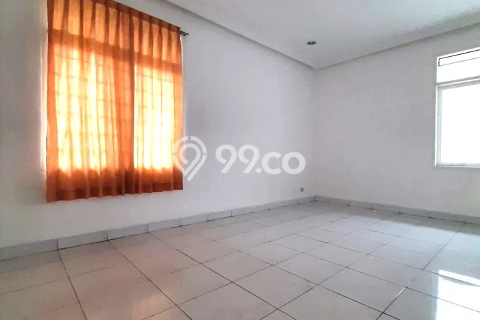 BEST PRICE! Rumah Berkualitas area , Luas 298m2m² Bangunan 300m2m² BEST PRICE! Rumah Berkualitas area , Luas 298m2m² Bangunan 300m2m²