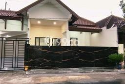 Jual Rumah Minimalis Bagus Punya 4 KT di Semarang Barat Semarang SHM Jual Rumah Minimalis Bagus Punya 4 KT di Semarang Barat Semarang SHM