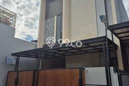 Untuk Dijual Kost di Tembalang, Semarang, 4 KT, 4 KM, Luas 60m2 Untuk Dijual Kost di Tembalang, Semarang, 4 KT, 4 KM, Luas 60m2
