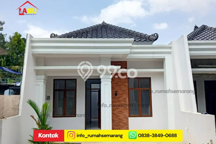 Rumah LT 77m2m² / LB 56m2m² di Kawasan Banyumanik, Semarang Rumah LT 77m2m² / LB 56m2m² di Kawasan Banyumanik, Semarang