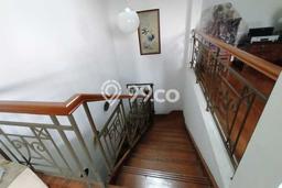 Rumah Elit Modern Siap Huni di Pasteur Bandung Rumah Elit Modern Siap Huni di Pasteur Bandung