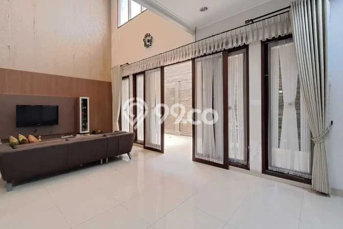 Disewakan Rumah Konsep Minimalis di Batununggal Bandung dengan 4 KT Disewakan Rumah Konsep Minimalis di Batununggal Bandung dengan 4 KT