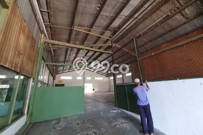 Area Ramai! Gudang Dijual di Padalarang untuk Bisnis Luas Bangunan 6000m2 Area Ramai! Gudang Dijual di Padalarang untuk Bisnis Luas Bangunan 6000m2