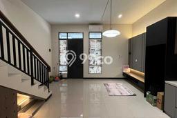 Rumah Modern 2 KT di Taman Kopo Indah Bandung Semi Furnished Rumah Modern 2 KT di Taman Kopo Indah Bandung Semi Furnished