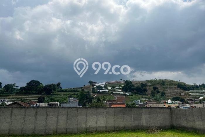 Tanah Kavling di Lembang Dijual dengan Luas 923m2 Tanah Kavling di Lembang Dijual dengan Luas 923m2