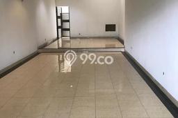 Unit Komersial Disewakan di Sudirman di Area Ramai & Strategis Unit Komersial Disewakan di Sudirman di Area Ramai & Strategis