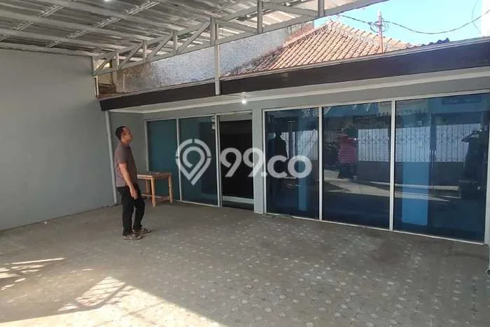 Disewakan Komersial di Kawasan Ramai Cijerah Luas 300m2 Disewakan Komersial di Kawasan Ramai Cijerah Luas 300m2