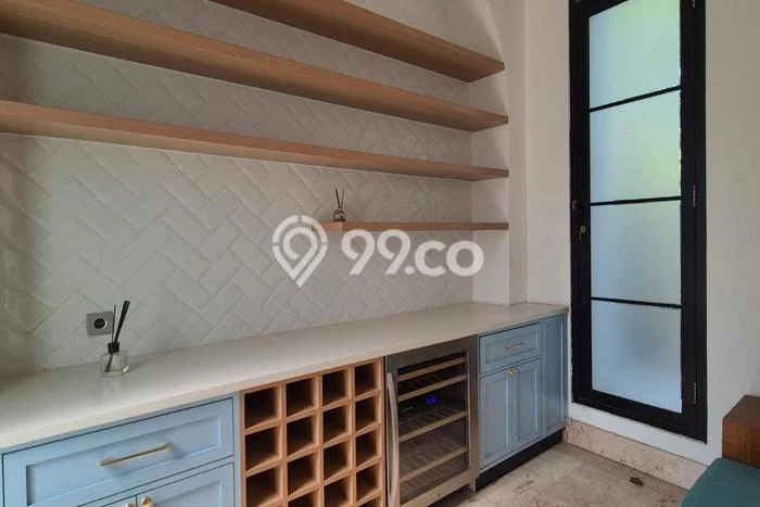 Disewakan Rumah Nyaman di SCBD LT 650m2 / LB 700m2 Kondisi Bagus Disewakan Rumah Nyaman di SCBD LT 650m2 / LB 700m2 Kondisi Bagus