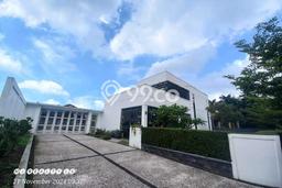 Jual Rumah Luas Megah Dengan View Eksklusif di Geger Kalong, Bandung Jual Rumah Luas Megah Dengan View Eksklusif di Geger Kalong, Bandung