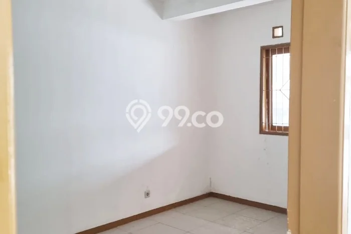 For Sale Hunian Rumah Terawat 3 Kamar di Semanan, Jakarta Barat For Sale Hunian Rumah Terawat 3 Kamar di Semanan, Jakarta Barat