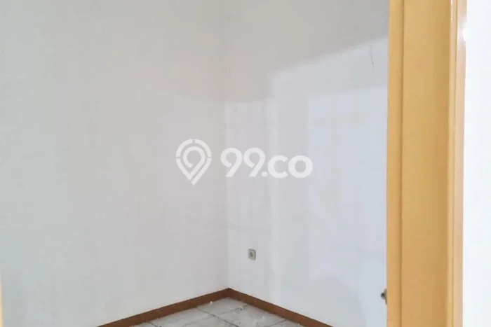 For Sale Hunian Rumah Terawat 3 Kamar di Semanan, Jakarta Barat For Sale Hunian Rumah Terawat 3 Kamar di Semanan, Jakarta Barat