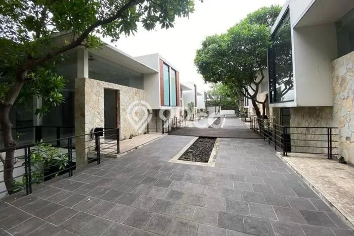 Rumah Luxury Modern Tanpa Renovasi di Kemang Jakarta Selatan Rumah Luxury Modern Tanpa Renovasi di Kemang Jakarta Selatan