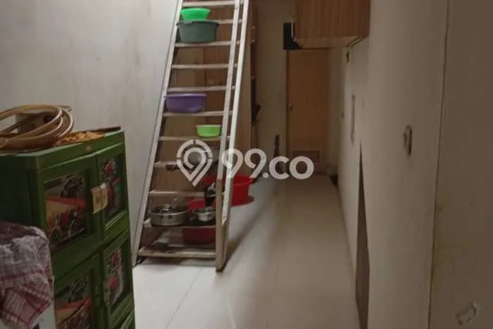 Rumah Luas Asri 3 KT Siap Pakai di Semanan Jakarta Barat Rumah Luas Asri 3 KT Siap Pakai di Semanan Jakarta Barat