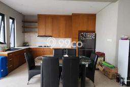 Rumah Elit Modern Tanpa Renovasi di Kav DKI Jakarta Barat Rumah Elit Modern Tanpa Renovasi di Kav DKI Jakarta Barat