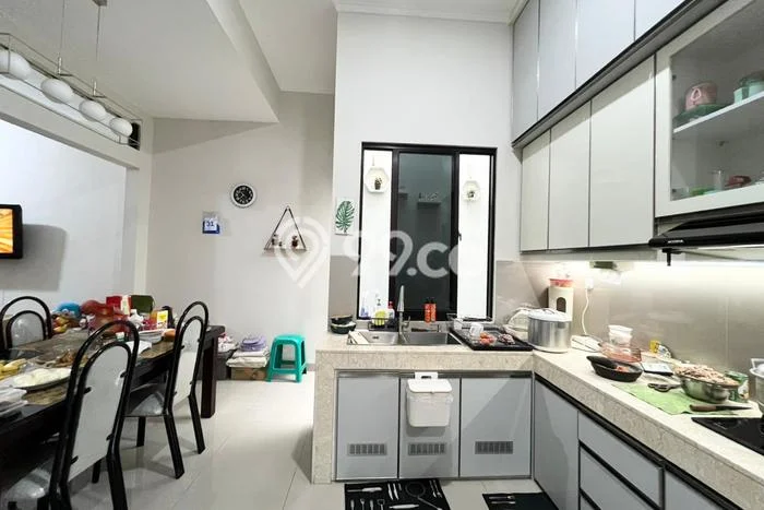 Rumah Modern Minimalis 3 Kamar Siap Huni di Serpong Rumah Modern Minimalis 3 Kamar Siap Huni di Serpong
