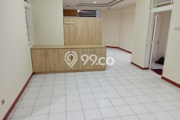 For Sale! Luxury House LT 165m2 Desain Elegan di Tomang For Sale! Luxury House LT 165m2 Desain Elegan di Tomang