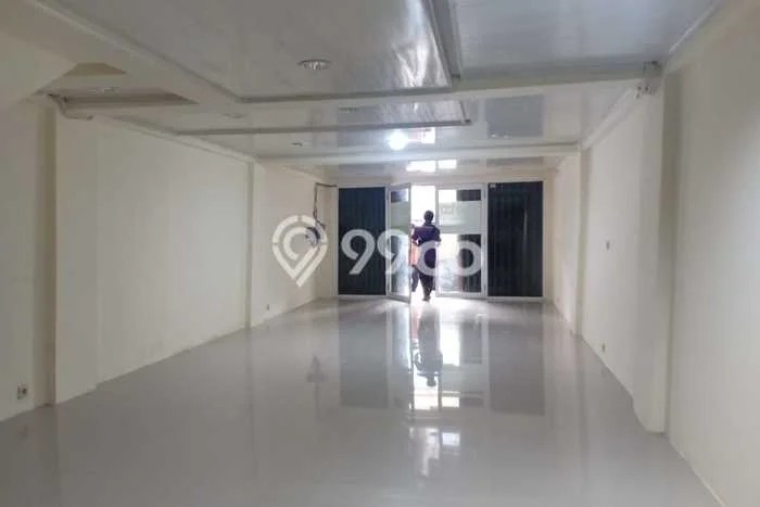 Ruko untuk Disewa di Pusat Jakarta Pusat Luas Bangunan 175m2 Ruko untuk Disewa di Pusat Jakarta Pusat Luas Bangunan 175m2