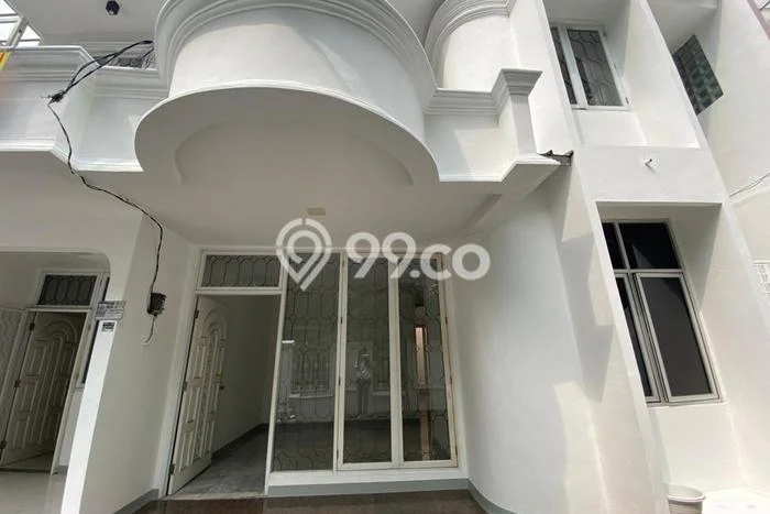 Jarang Ada! Rumah Sewa 4 Kamar Nyaman Siap Huni tanjung duren utara Jarang Ada! Rumah Sewa 4 Kamar Nyaman Siap Huni tanjung duren utara