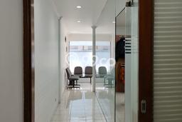 Ruko di Kebon Jeruk, Luas 291m2m², Area Komersial, Ramai Ruko di Kebon Jeruk, Luas 291m2m², Area Komersial, Ramai