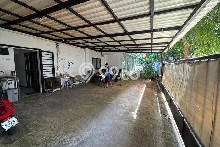 Rumah Eksklusif Dijual LT 588m2 di Kebayoran Baru, Jakarta Selatan Rumah Eksklusif Dijual LT 588m2 di Kebayoran Baru, Jakarta Selatan