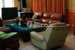 Rumah Mewah LB 400m2 Siap Pakai Desain Elegan di Kota Wisata, Jakarta Timur Rumah Mewah LB 400m2 Siap Pakai Desain Elegan di Kota Wisata, Jakarta Timur