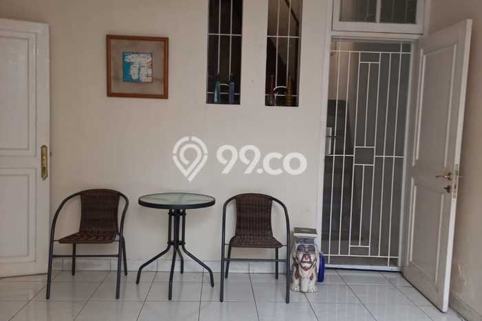 Jual Rumah Eksklusif 4 KT di Legenda Wisata, Jakarta Timur Jual Rumah Eksklusif 4 KT di Legenda Wisata, Jakarta Timur
