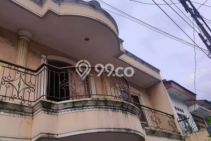 Disewakan Rumah Harga Terjangkau di Tanjung Duren Jakarta Barat dengan 3 Kamar Tidur Disewakan Rumah Harga Terjangkau di Tanjung Duren Jakarta Barat dengan 3 Kamar Tidur