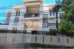 Ready to Use! Premium House LT 313m2 Desain Elegan di Kemanggisan Ready to Use! Premium House LT 313m2 Desain Elegan di Kemanggisan