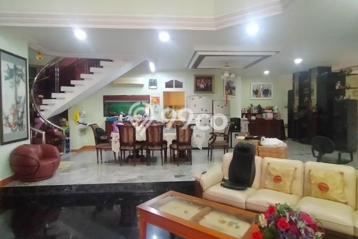 Hunian Mewah LB 600m2 Siap Huni Desain Elegan di Muara Karang, Jakarta Utara Hunian Mewah LB 600m2 Siap Huni Desain Elegan di Muara Karang, Jakarta Utara