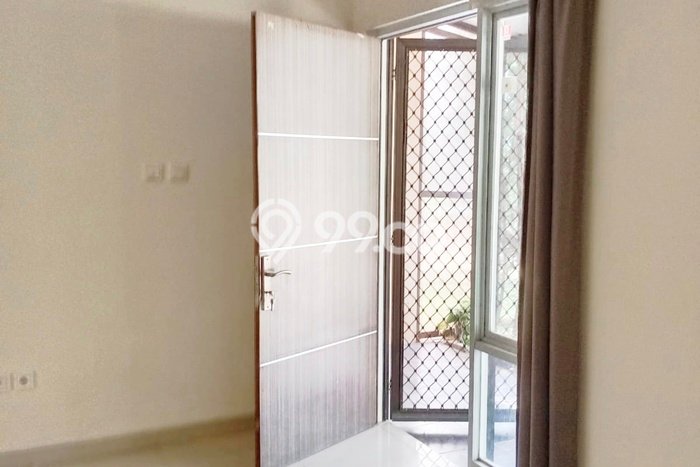 Rumah Strategis Minimalis Lb 80m2 di Cinere, Depok Rumah Strategis Minimalis Lb 80m2 di Cinere, Depok