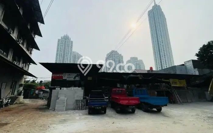 Ruko Bagus LT 1600m2 LB 2500m2 Dijual di Kebayoran Baru Jakarta Selatan Ruko Bagus LT 1600m2 LB 2500m2 Dijual di Kebayoran Baru Jakarta Selatan