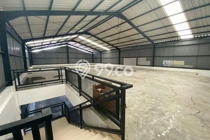 FOR SALE! Gudang di Cipondoh Tangerang, LT 1270m2, LB 1013m2 FOR SALE! Gudang di Cipondoh Tangerang, LT 1270m2, LB 1013m2