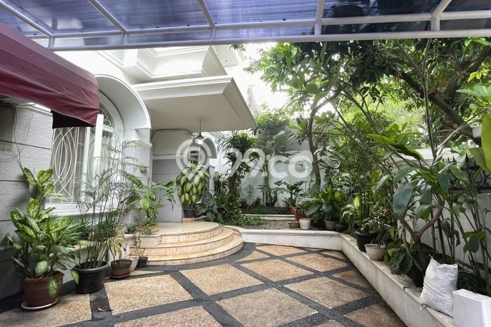 Dijual Rumah Luas Megah Dengan View Eksklusif di Pondok Indah, Jakarta Selatan Dijual Rumah Luas Megah Dengan View Eksklusif di Pondok Indah, Jakarta Selatan