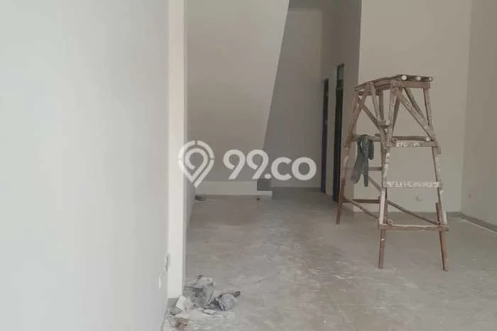 Disewakan Ruko di Kawasan Ramai Teluk Naga Luas 80m2 Disewakan Ruko di Kawasan Ramai Teluk Naga Luas 80m2