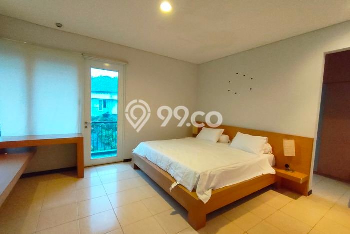 Disewakan! Rumah 5 Kamar Tidur &
5 Kamar Mandi di Sentul City, Bogor Disewakan! Rumah 5 Kamar Tidur &
5 Kamar Mandi di Sentul City, Bogor