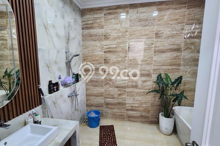 Ready to Use! Premium House LT 344m2 Desain Elegan di Sentul City Ready to Use! Premium House LT 344m2 Desain Elegan di Sentul City