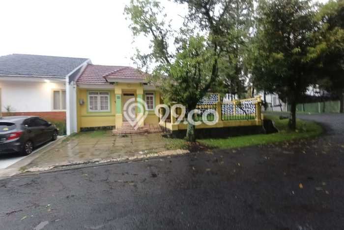 Rumah Minimalis 2 Kamar LT 185m2 di Sentul City Rumah Minimalis 2 Kamar LT 185m2 di Sentul City