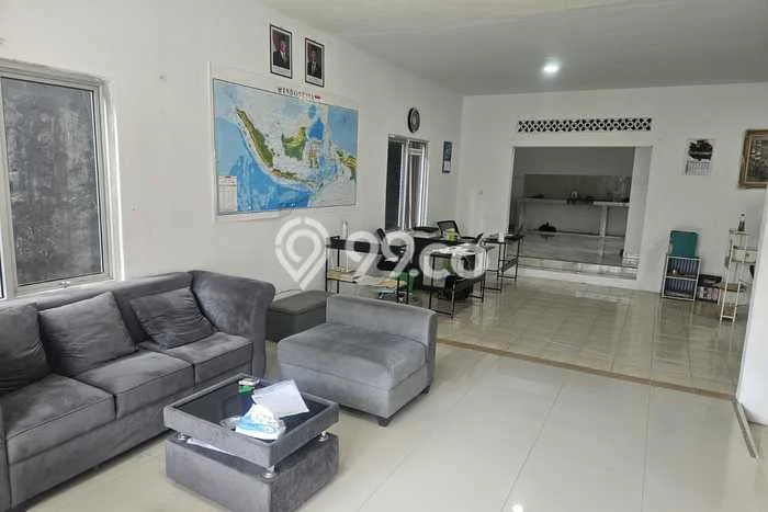 Rumah Luas Asri 3 KT Siap Huni di Sentul City Bogor Rumah Luas Asri 3 KT Siap Huni di Sentul City Bogor
