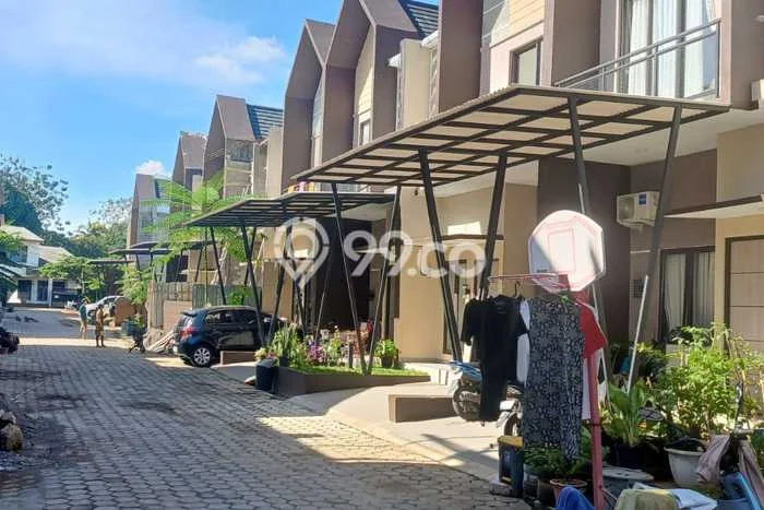 Dijual Hunian Rumah Terawat 3 Kamar di Cinangka, Depok Dijual Hunian Rumah Terawat 3 Kamar di Cinangka, Depok