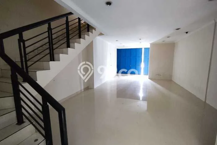 Dijual! Ruko di Pajajaran Bandung LT 132m2 / LB 250m2 Kawasan Strategis Dijual! Ruko di Pajajaran Bandung LT 132m2 / LB 250m2 Kawasan Strategis