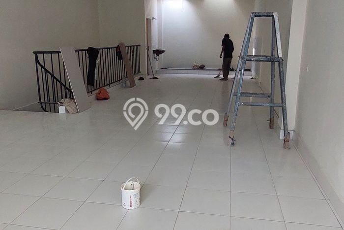 Ruko Siap Pakai di Daan Mogot, Luas 187m², Kawasan Bisnis Ruko Siap Pakai di Daan Mogot, Luas 187m², Kawasan Bisnis